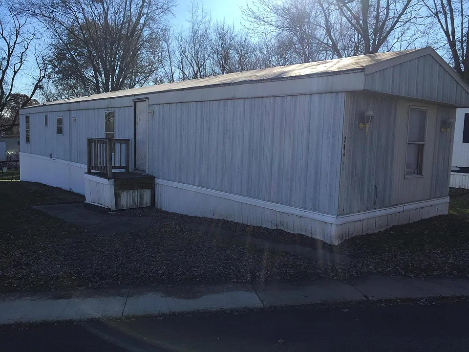 246 Viola Dr