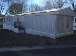 246 Viola Dr, Freeport, IL 61032