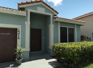 16476 SW 76th St, Miami, FL 33193