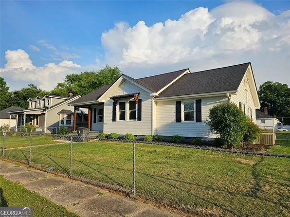 565 Lane St, Rockmart, GA 30153