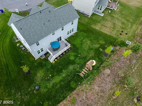 3rd image of 6803 Rehnquist Ct