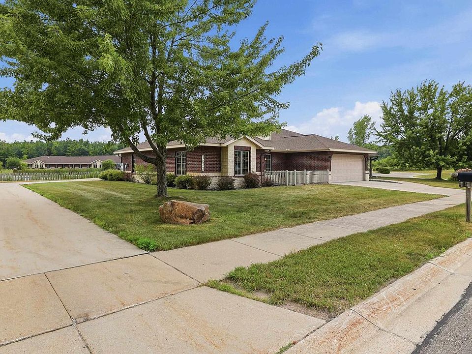 1st image of 1032 JASMINE LANE