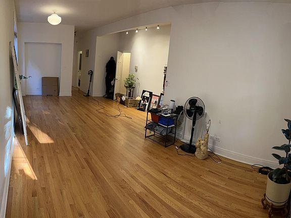 2nd image of 1311 N Maplewood Ave APT 1F