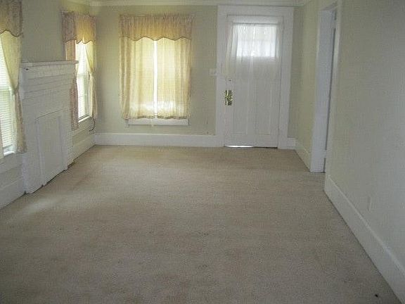 2nd image of 118 S Herrington St