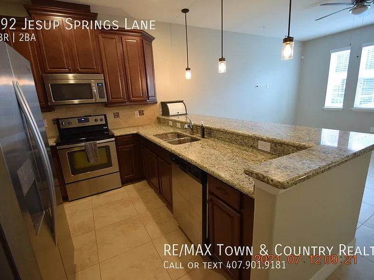 592 Jesup Springs Ln — Photo 31