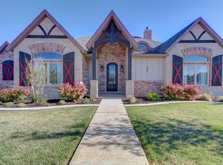 602 N 9th St, Wolfforth, TX 79382