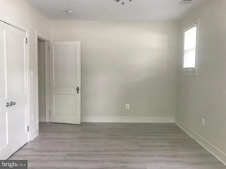 401 Commonwealth Ave #10B — Photo 35