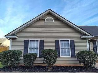5330 Windy Valley Dr, Charlotte, NC 28208