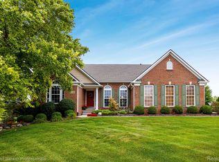26404 Great Plains Dr, South Lyon, MI 48178