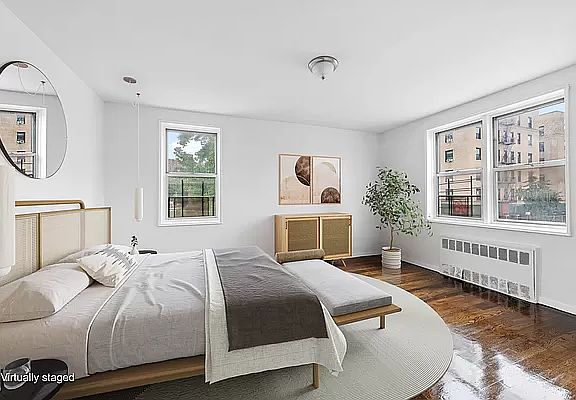 3rd image of 180 Van Cortlandt Park S APT 2E