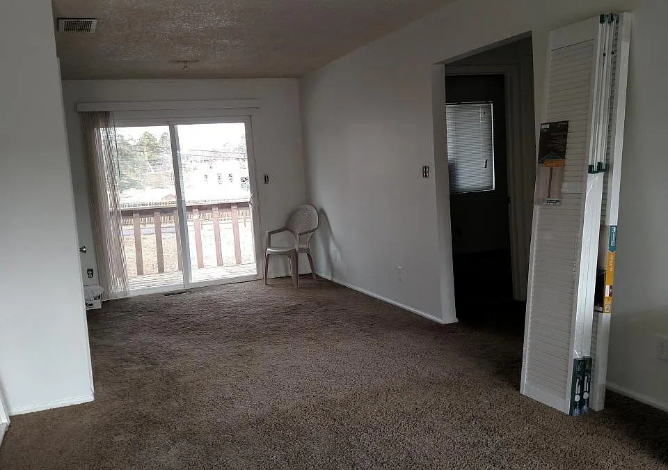 Living Room/Dining Room