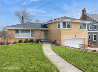327 Taylor Ave, Glen Ellyn, IL