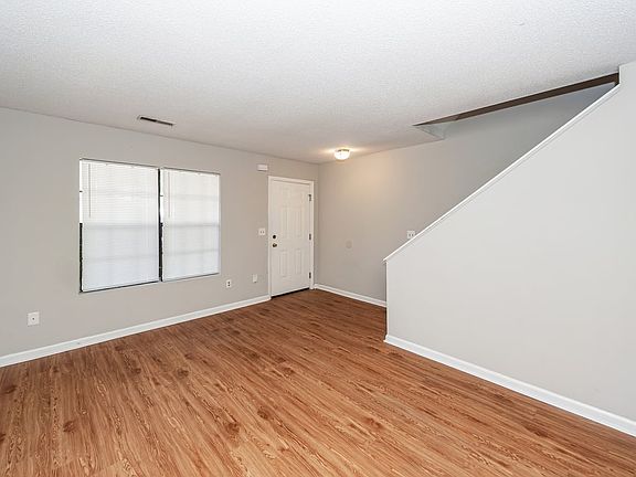 5th image of 296A Fleming Rd