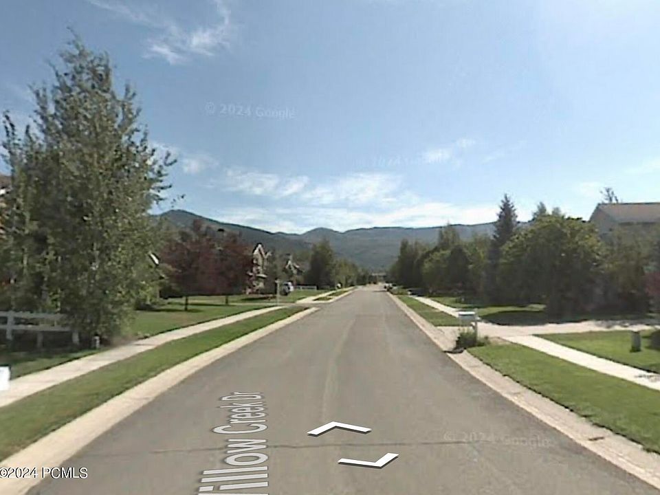 2nd image of 4468 Willow Creek Dr