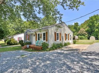 609 E Main St, Boonville, NC 27011