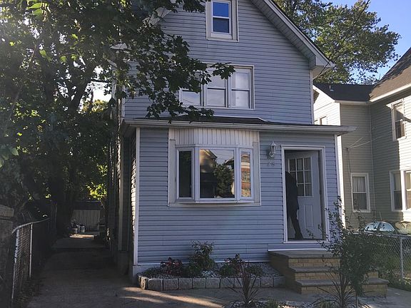 4th image of 28 Lockman Ave