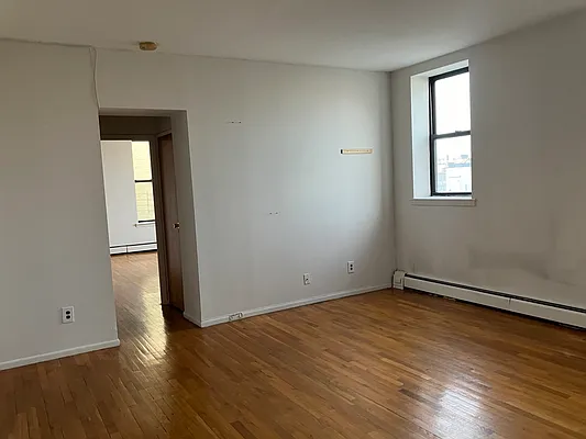 Rented by Sandra Ospina, Licensed Real Estate Broker | media 7