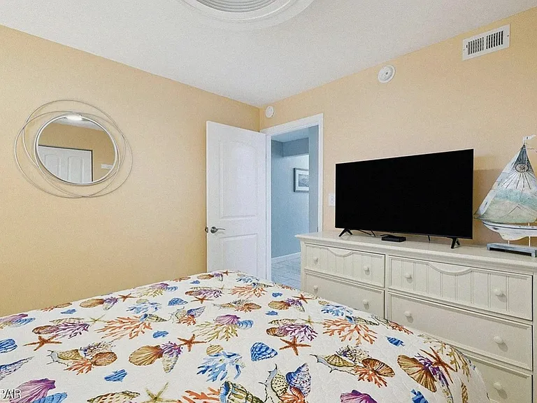17155 Front Beach Rd #E501 — Photo 26