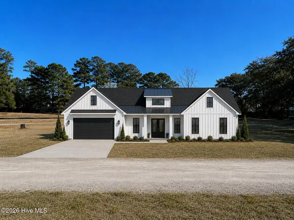 1844 Oak Harbor Drive SW, Ocean Isle Beach, NC 28469