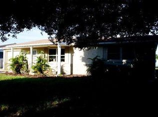 3707 Linkwood St, New Port Richey, FL 34652