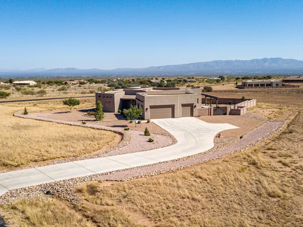 8829 S Arab Court, Hereford, AZ 85615