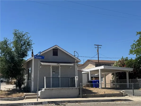 408 Pioneer St, Barstow, CA 92311