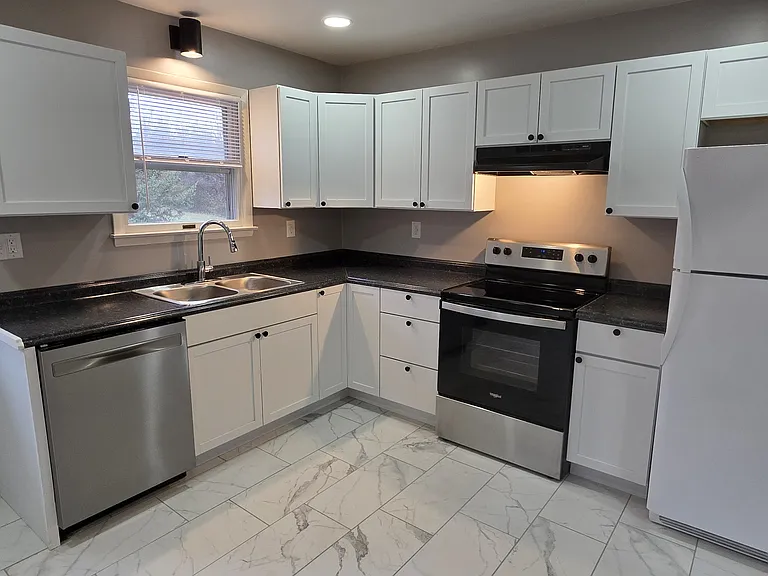 201 Snyder Hill Rd #A — Photo 24