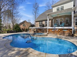 7663 Nautical View Dr, Denver, NC 28037