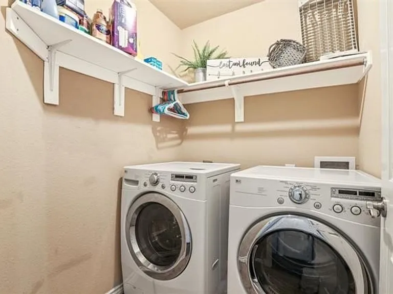 4960 Obrien Way — Photo 22