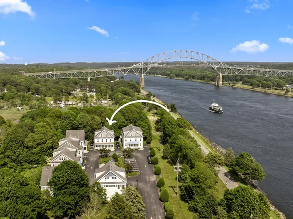 5 Honora Lane UNIT 5, Buzzards Bay, MA 02532