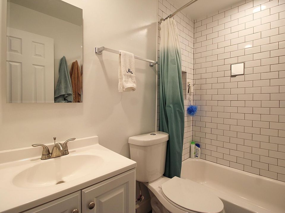 1st image of 4343 Lee Hwy APT 502