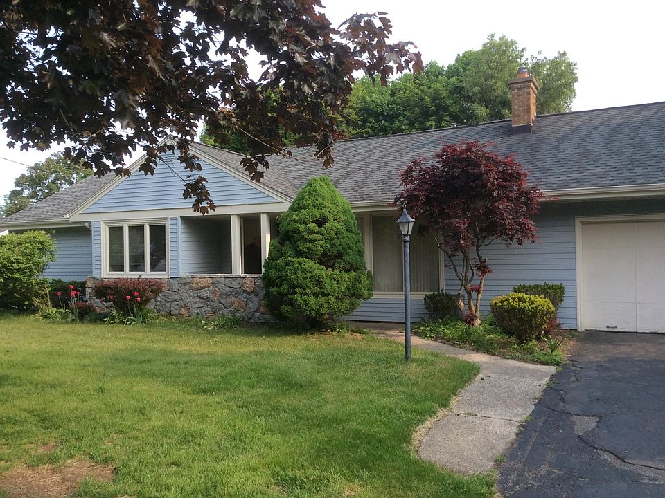 1st image of 4824 Edgewood Dr