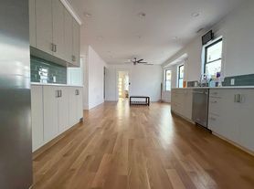 96 Swan St, Everett, MA