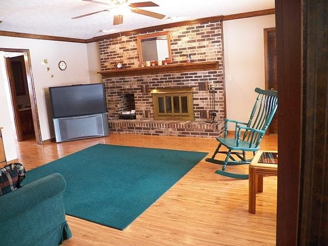 1st image of 1095 Meadowlark Dr
