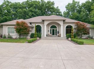 1220 Vanderbilt Dr, Anderson, IN