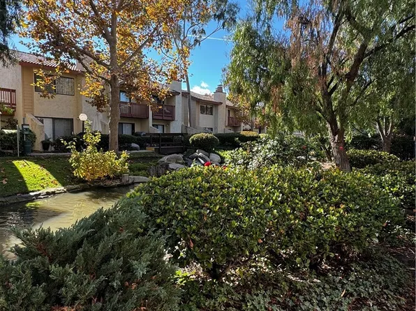 5760 Owensmouth Ave Unit 28, Woodland Hills, CA 91367