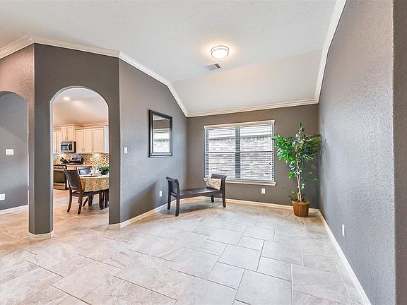 DINING AREA, SITTING AREA