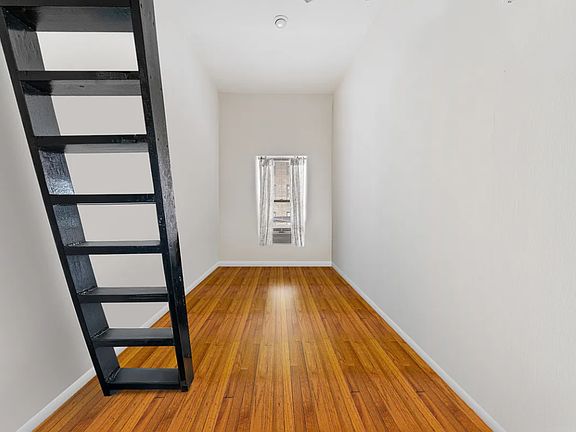 4th image of 244 W 102nd St APT 4A
