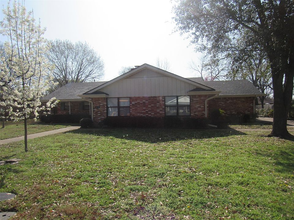 1st image of 1418 Yarborough Dr