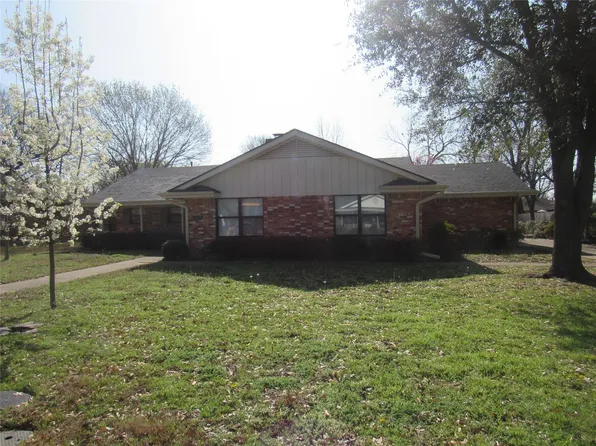 1418 Yarborough Dr, Sherman, TX 75092