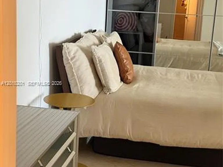 5750 Collins Ave #9K — Photo 6