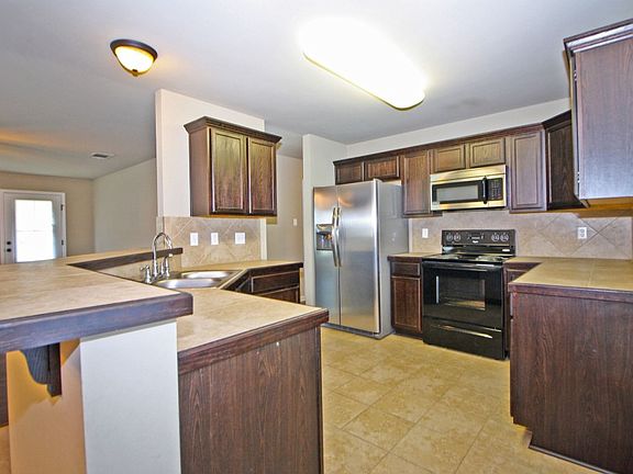 4th image of 42453 Palmstone Ave