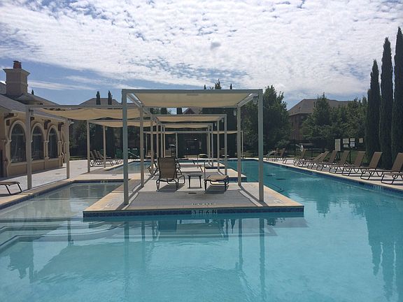 2nd image of 6782 Cortona Ln
