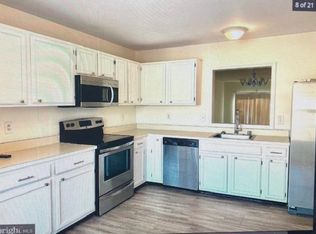 611 Benham Ct, Newark, DE 19711