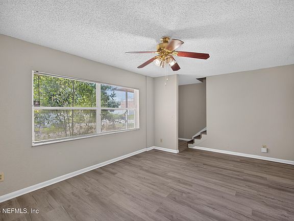 4th image of 2658 TROLLIE Lane #1