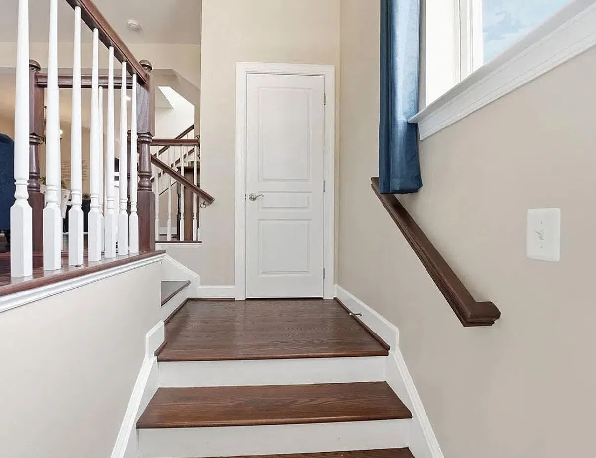 3 bed, 3.5 bath, 2540 sqft, $2,950 — Photo 2