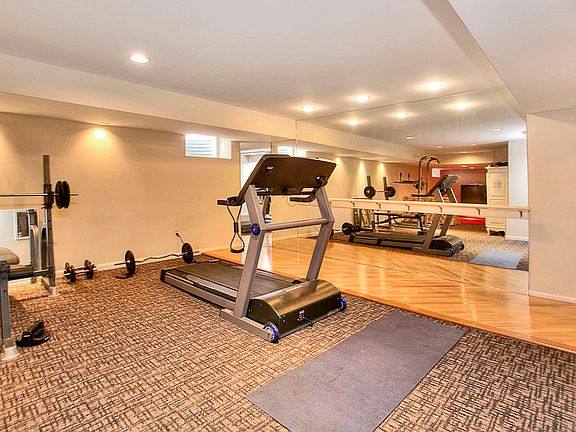 Ballet barre for dancers