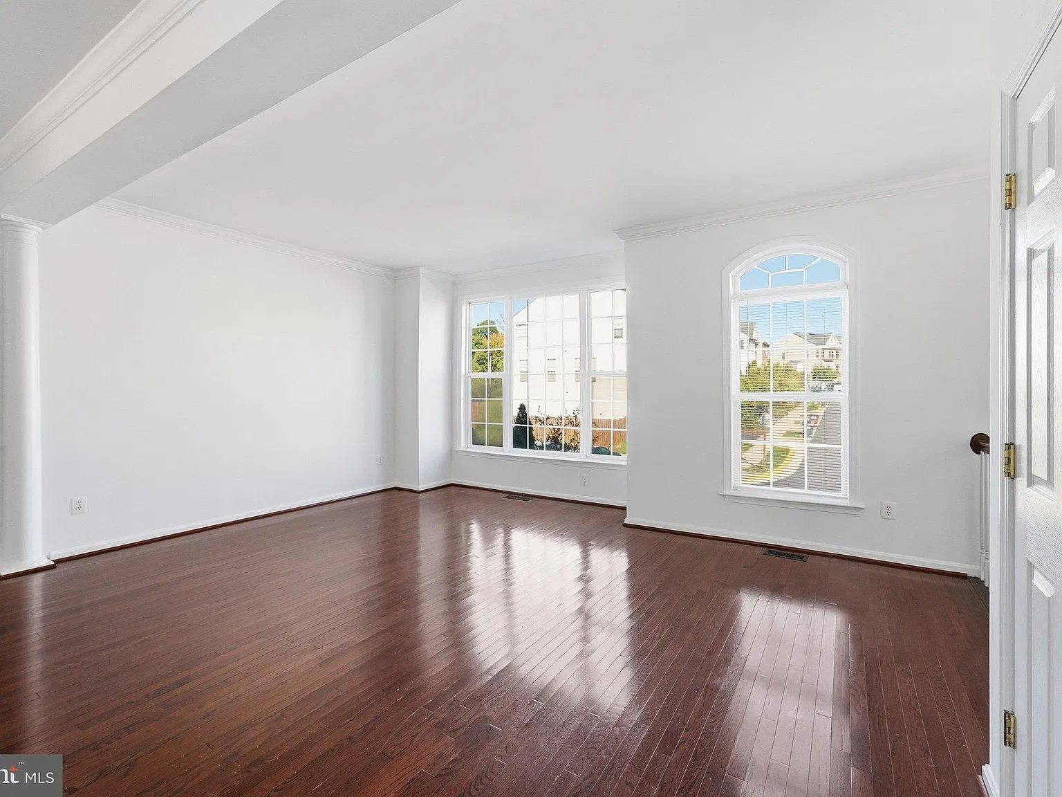 4 bed, 3.5 bath, 2826 sqft, $3,100 — Photo 3