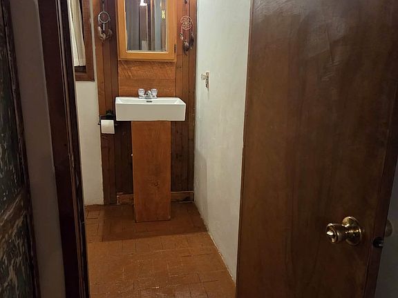 3rd image of 6 N Star Rd