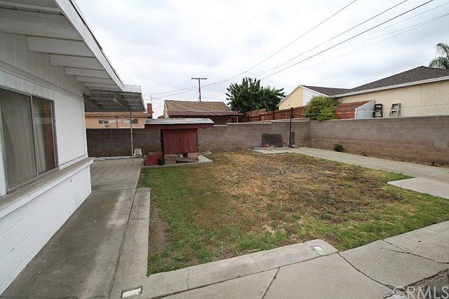 2nd image of 309 W Arlight St